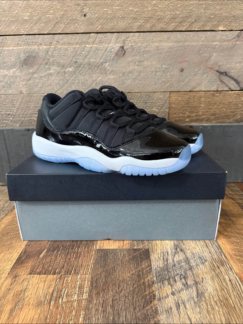 NWT Air Jordan 11 Retro Low Space Jam GS Size 7Y Women’s 8.5 Black Varsity Royal